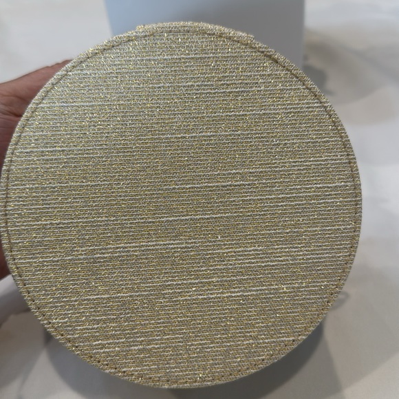 New Dior Gold Round Trousse Vanity Case with mirror - Picture 4 of 9